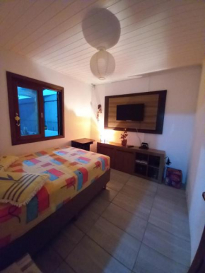 Casa duas quadras praia